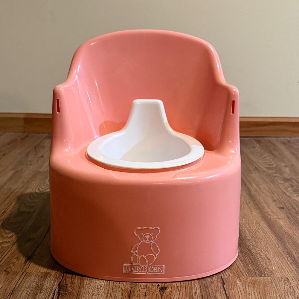 BABYBJÖRN Pink Potty Chair